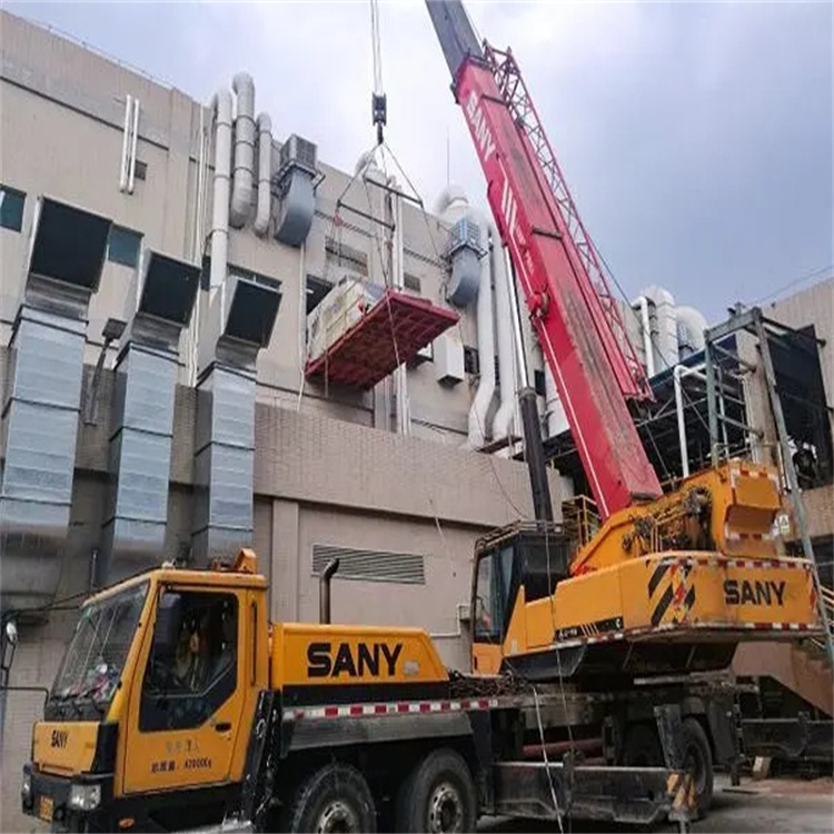 西林一百吨吊车吊臂多长